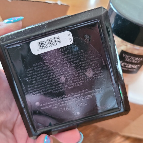 🔥FIRE 50% OFF SALE 🔥🛁🧴 NWT‼️ VS TEASE Set of Bath Crystals & Body Cream - Picture 8 of 11